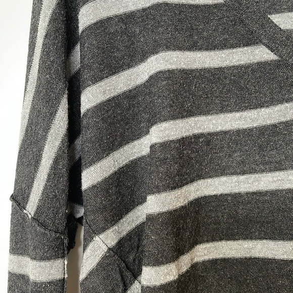 VINCE V-NECK KNIT TUNIC SWEATER in Light Gray and Charcoal Stripe - Picture 2 of 8